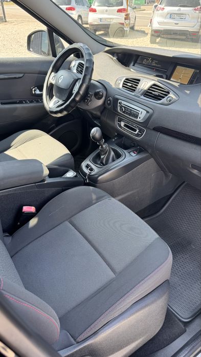 Рестайлінг Renault Scenic Рено Сценік III 2012 р 1,5 К9К дизель 6МКПП