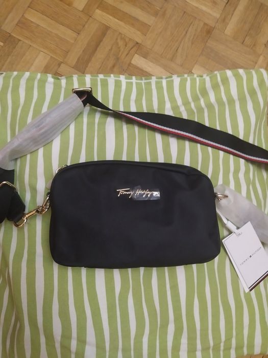 Tommy Hilfiger listonoszka nylon nowa