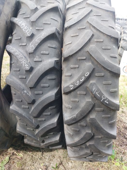 270/95R38 (11.2R38 ) Kleber opony używane rolnicze para