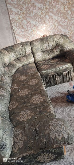 Продам диван в хорошому стані!