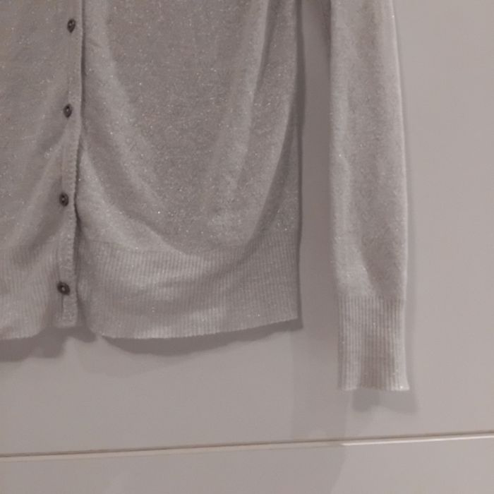 Sweterek biały ze srebrną nitką S/M
