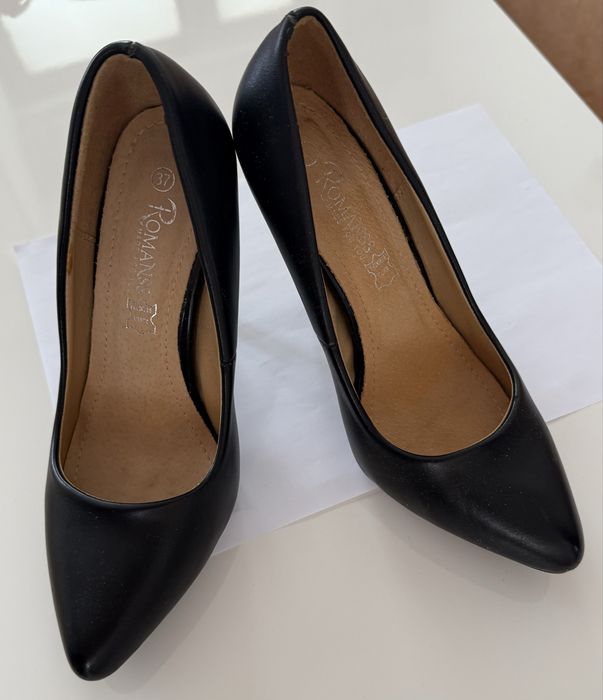 Buty na szpilce skórzane