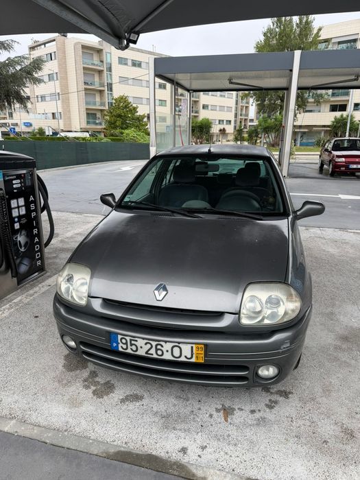 Renault Clio 1.2 RT - usado, fiável, sem garantia