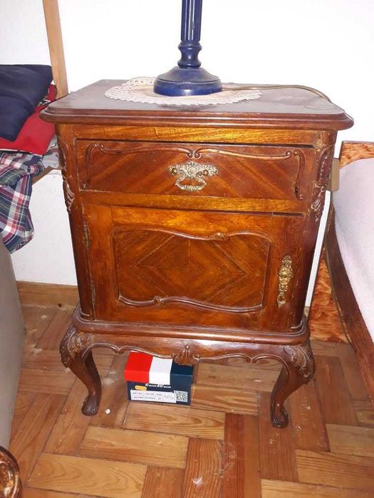 Mobília de Quarto Antiga