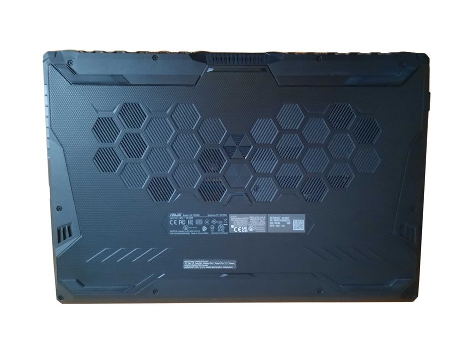 Laptop gamingowy ASUS TUF Gaming F17 (RTX, Intel Core i5, 16GB RAM)