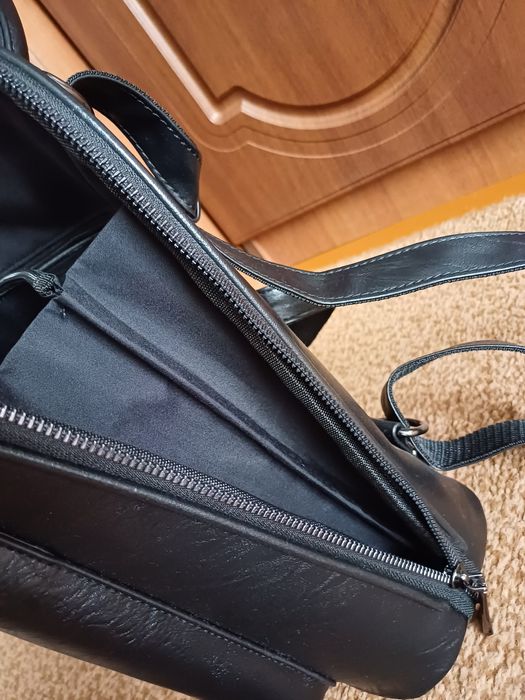 Портфель жіночий чорний