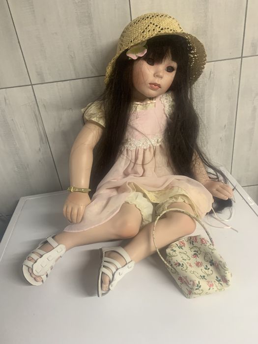 Lalka winylowa Chyna od Donna Ru Bert