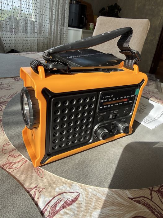 Аварійне радіо ROCAM 12000 mAh сонячна батарея динамо павербанк нове