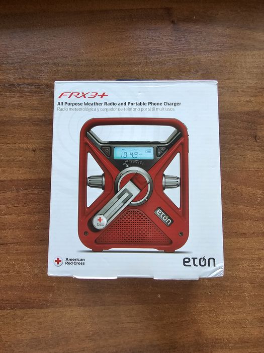Радіоприймач  Eton frx3+  на аккумуляторі та з динамо машиною