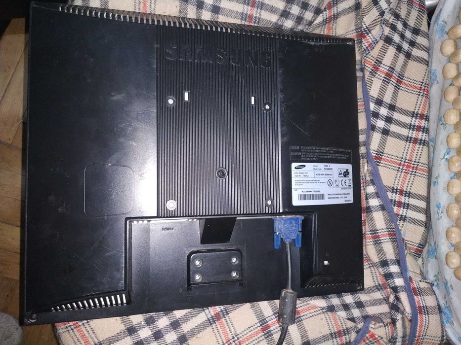 Монитор монітор Samsung 710n