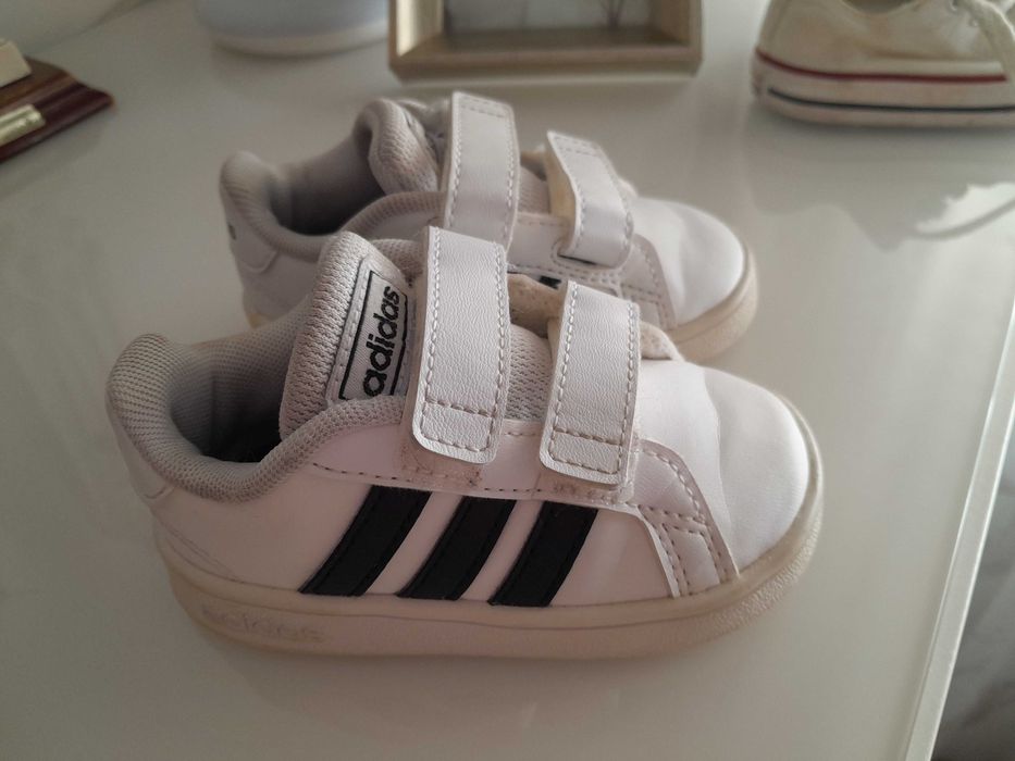 Vendo tenis adidas