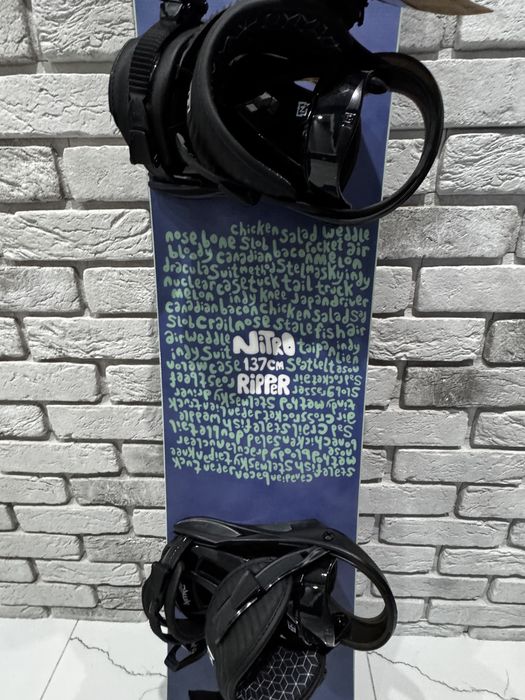Nowa deska snowboardowa Nitro 137cm z nowymi wiazaniami nitro
