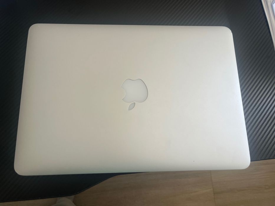 MacBook Pro 13 e The Spectrum