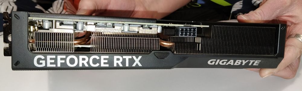 GeForce RTX 4070 Windforce Oc 12gb GDDRX6X