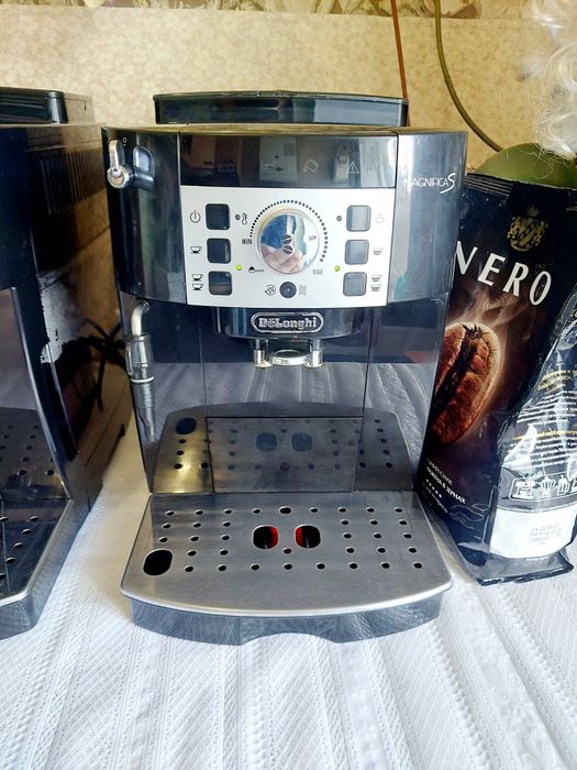 Кавомашина DeLonghi Magnifica S — ідеальний смак кожної чашки!