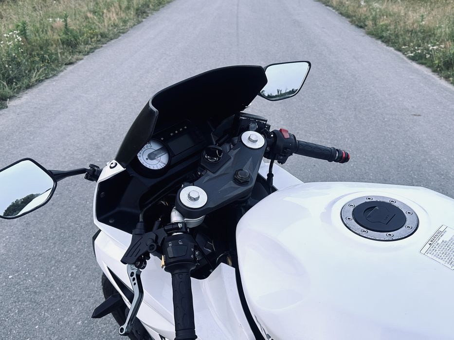 Спортбайк Hyosung GT250R (інжекторний)