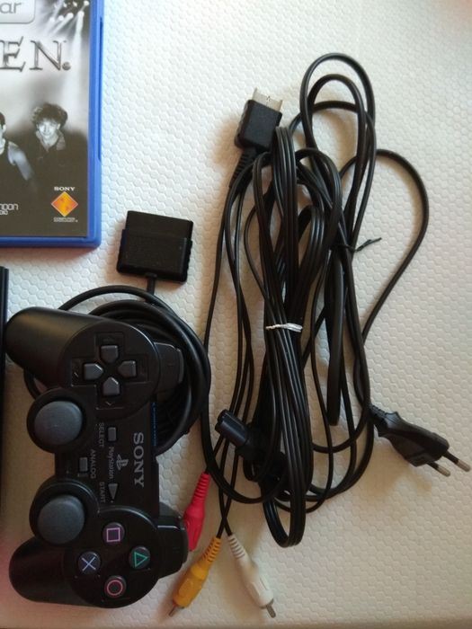 Play station 2 - 50€ | microfones singstar - 20€