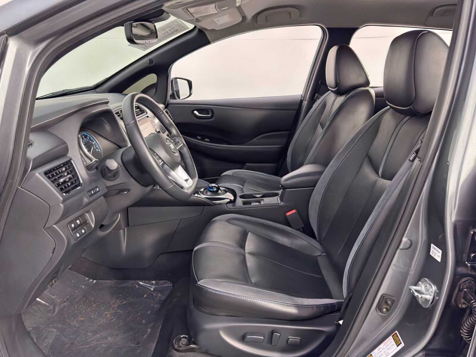 Nissan LEAF SL PLUS      2019