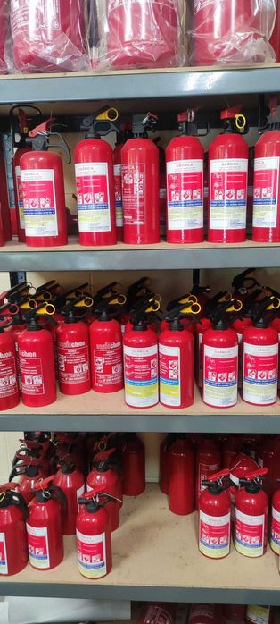 Gaśnice samochodowe 1kg po regeneracji.