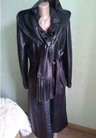 Плащ-Пальто кожаное натуральное стильное