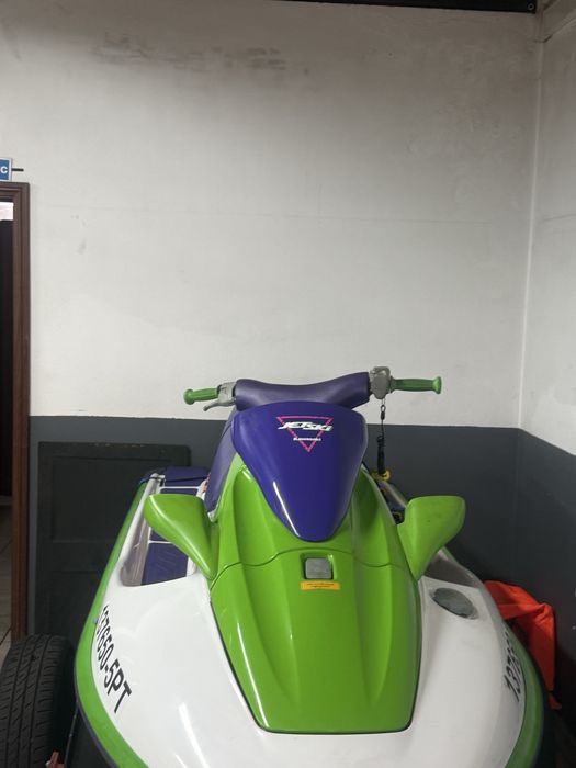 Mota agua kawazaki 900zxi com atrelado (aceito retomas)