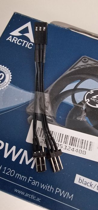 Ventoinhas 120mm Arctic P12 Silent 1050RPM Preta 3 Pinos