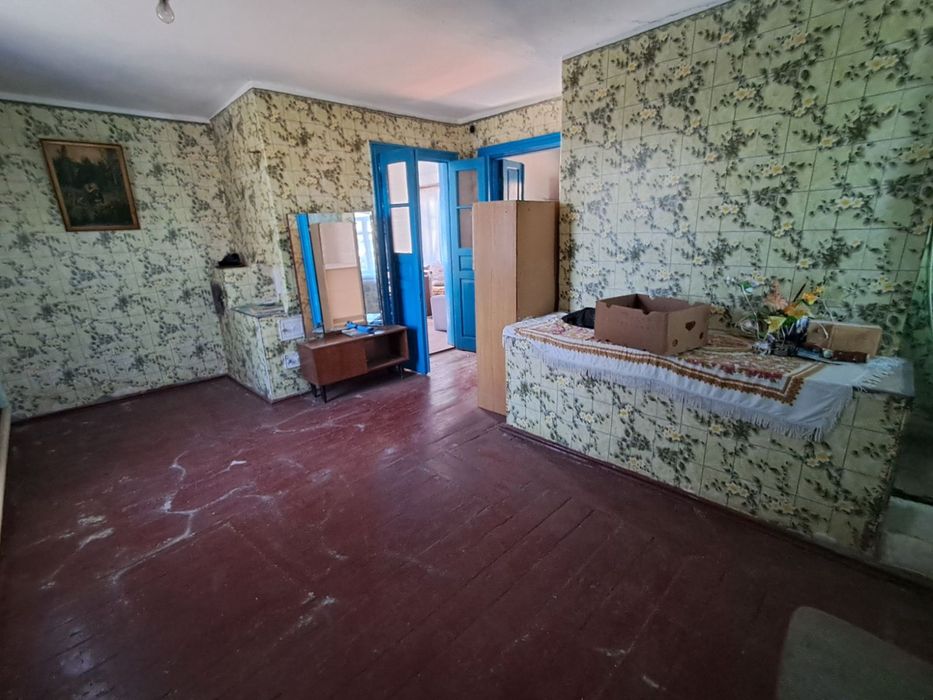 Продам  цегляний будинок.