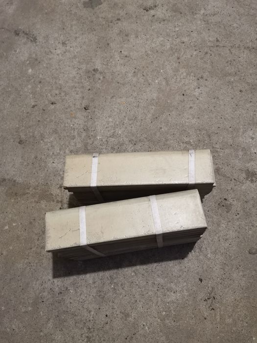 Cokoły ceramiczne