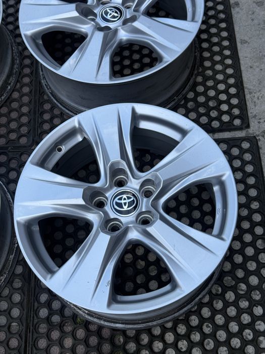 Ном 170 057 Диски оригінал Toyota rav4 rest highlander Lexus nx 5-114,3 r17 et35