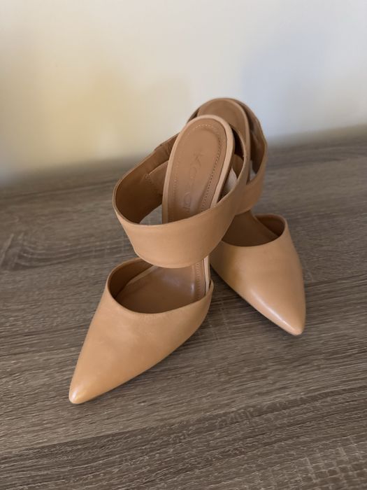 Klapki na obcasie na szpilce kazar beżowe 35 36 szpilki w szpic skóra