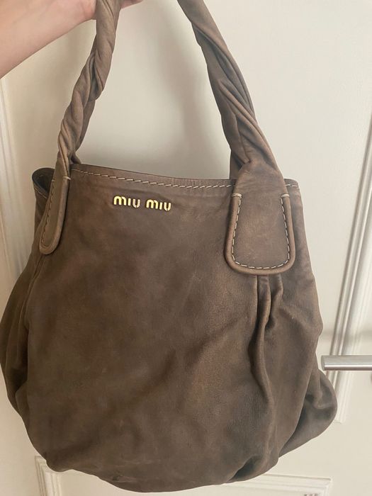 Carteira miu miu modelo grande