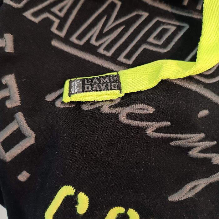 Bluza Camp David roz L 

Granatowa

Stan BDB

Szczegółowe wymiary:

dł
