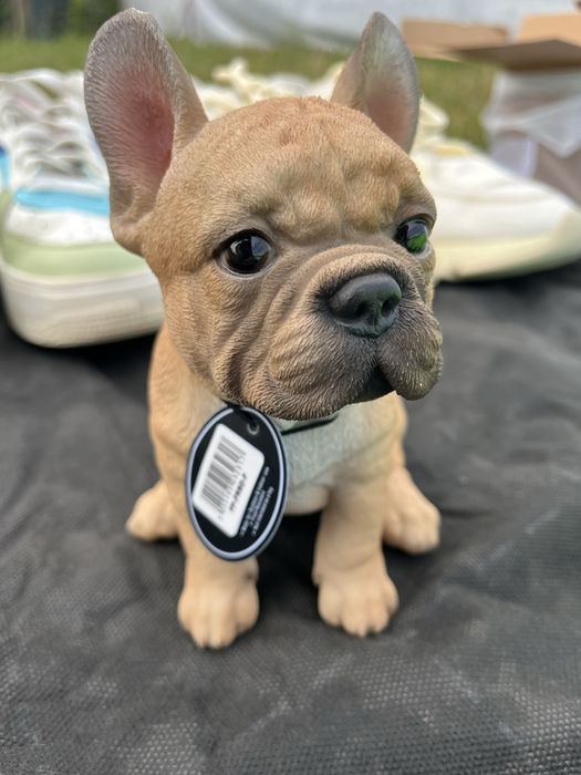 Продам статуетку