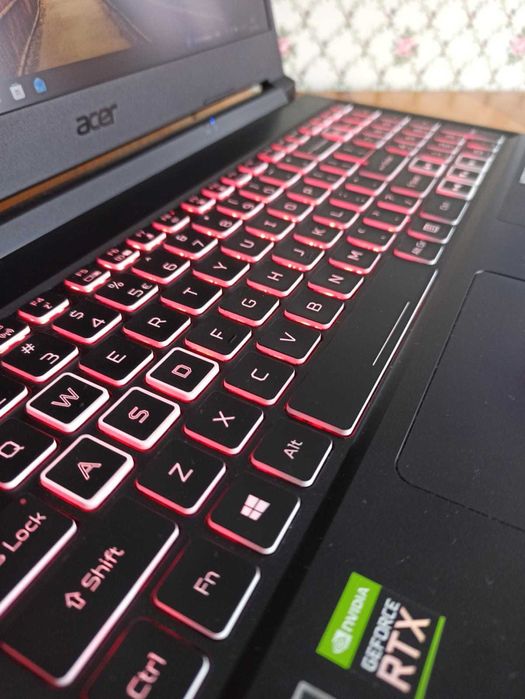 Acer Nitro 5 | Ryzen 5 5600H | RTX 3060 6GB | 16GB RAM | Win 10/11