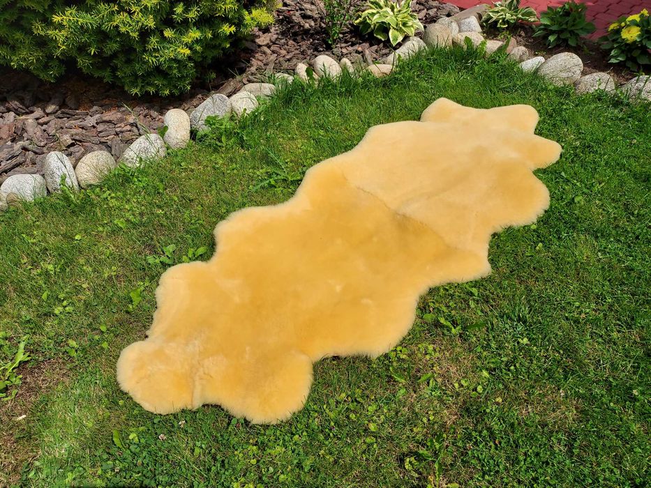 Skóra Owcza Relugan Medyczna Pokrowiec Narzuta Naturalna Owcza Wełna