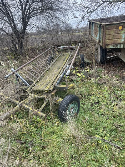 Кінний віз з металевими драбинами