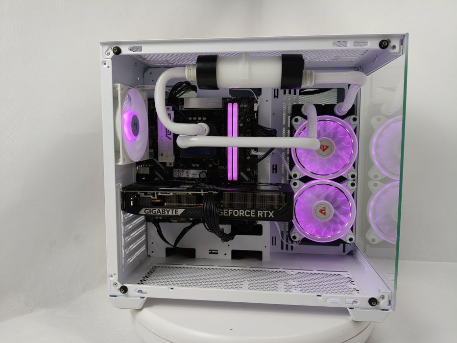 Komputer Ultra 9 285K,RTX 5070,32 GB 6400MT/s CL32,Win 11,Leasing ING