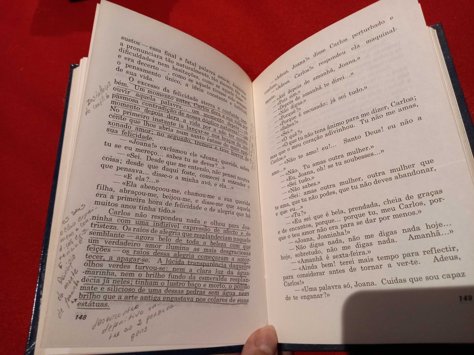 Livro de capa dura: "Viagens na Minha Terra" - Almeida Garrett