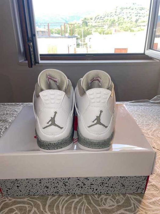 Jordan_4_Retro_White_Oreo R.37.5