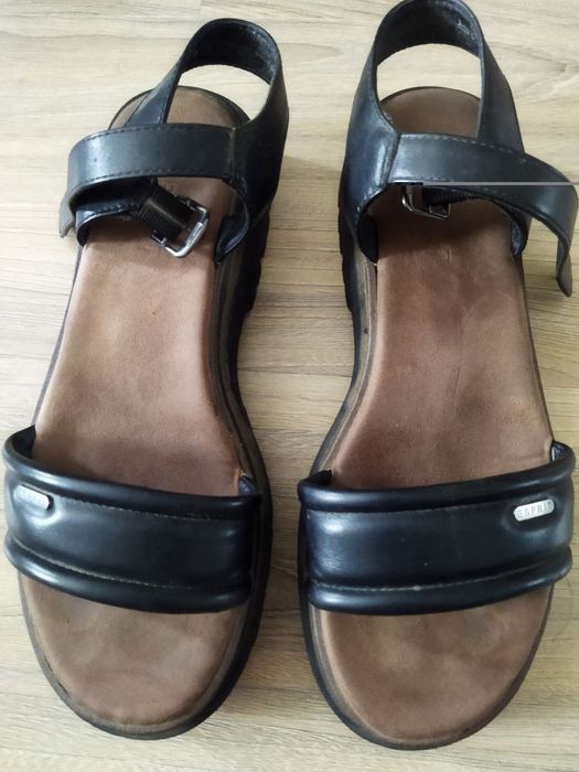 продам босоніжки