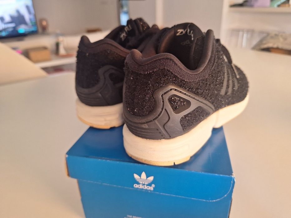 Tenis adidas torsion