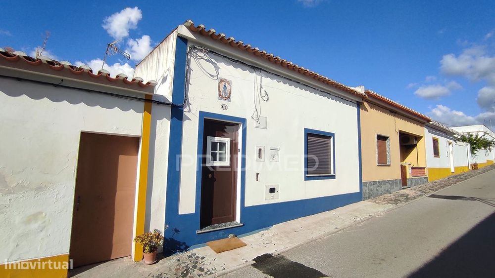 Moradia T1 pronta a habitar em Beringel
