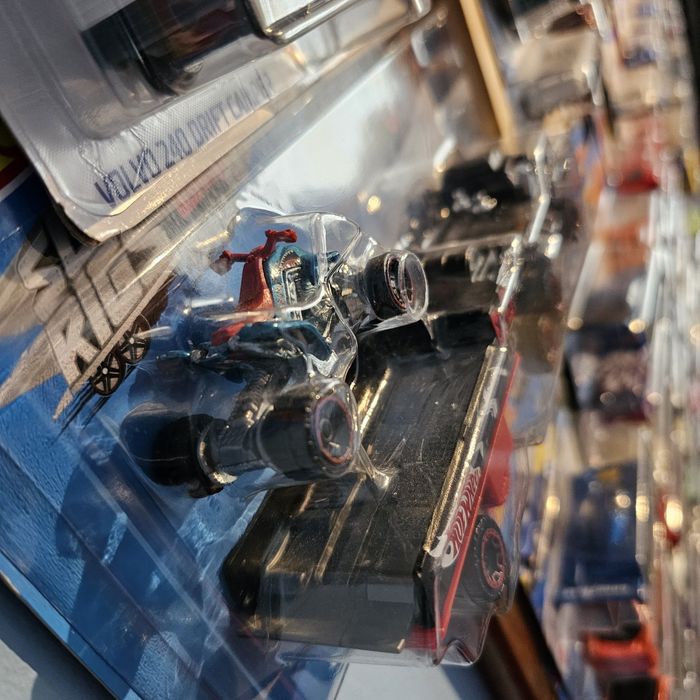Hot Wheels Super Rigs Haulin' Horsepower (Conjunto Camião e Moto 4)