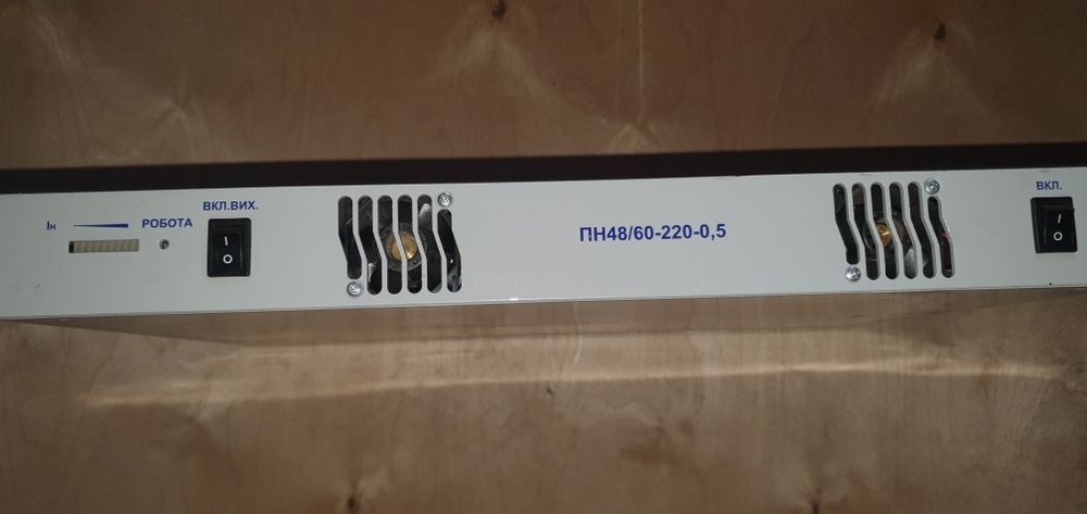Інвертор 48/60-220-0,5кВт-1U несправний