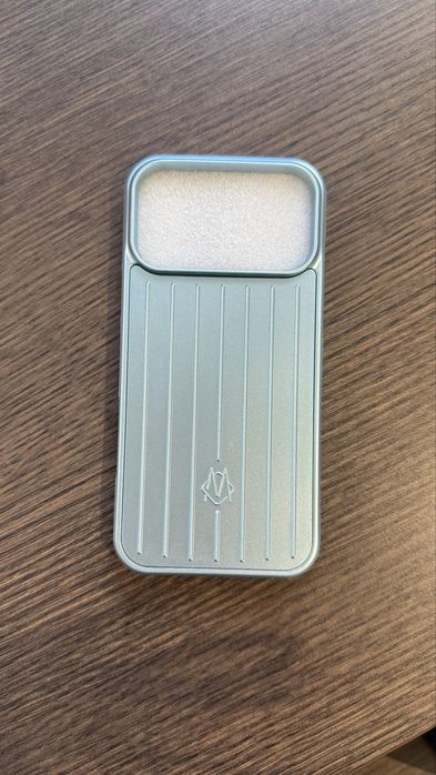 Чохол на Iphone 17-18 Pro Max в блакитному кольрі