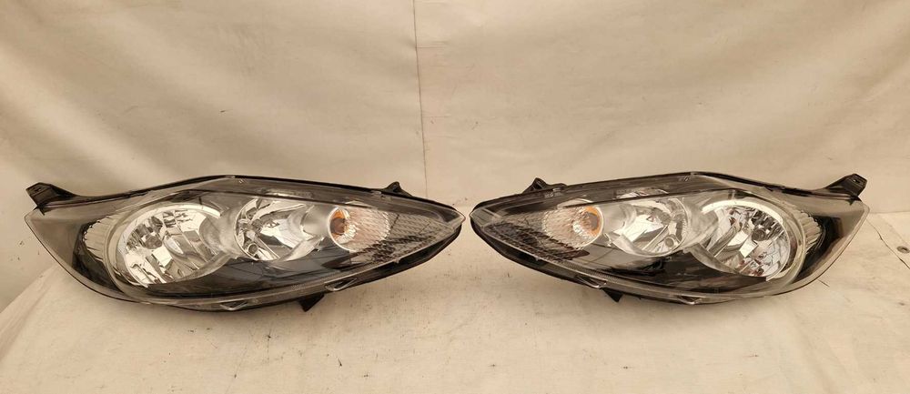 Ford Fiesta MK7 форд фиеста 7 Фары (фара левая, правая) европа америка