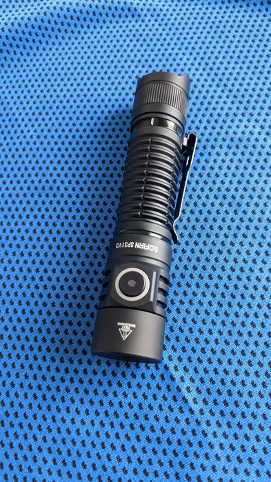 Sofirn sp31 v3 ліхтарик sst40 2000lu edc тактичний