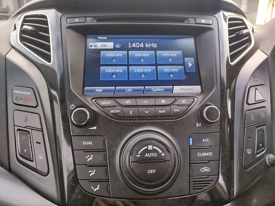 Radio nawigacja hyundai I40 w pełni sprawna gwarancja wysyłka
