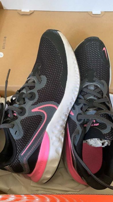 Дитячі Nike Renew Run (gs) 40 EU 25 см