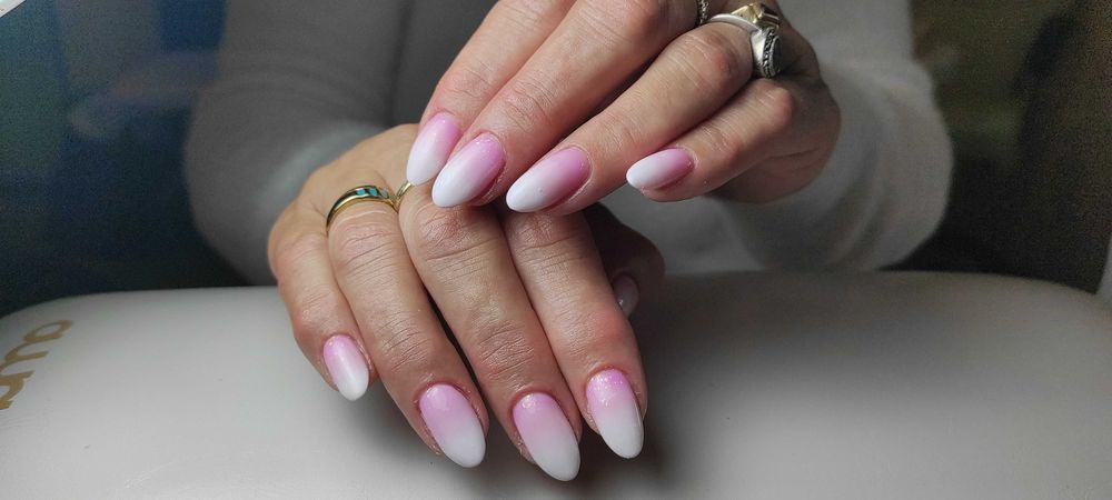 Paznokcie żelowe i hybrydowe